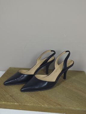 Ann Marino Black Leather Slingback Pointed-Toe Heels 6
